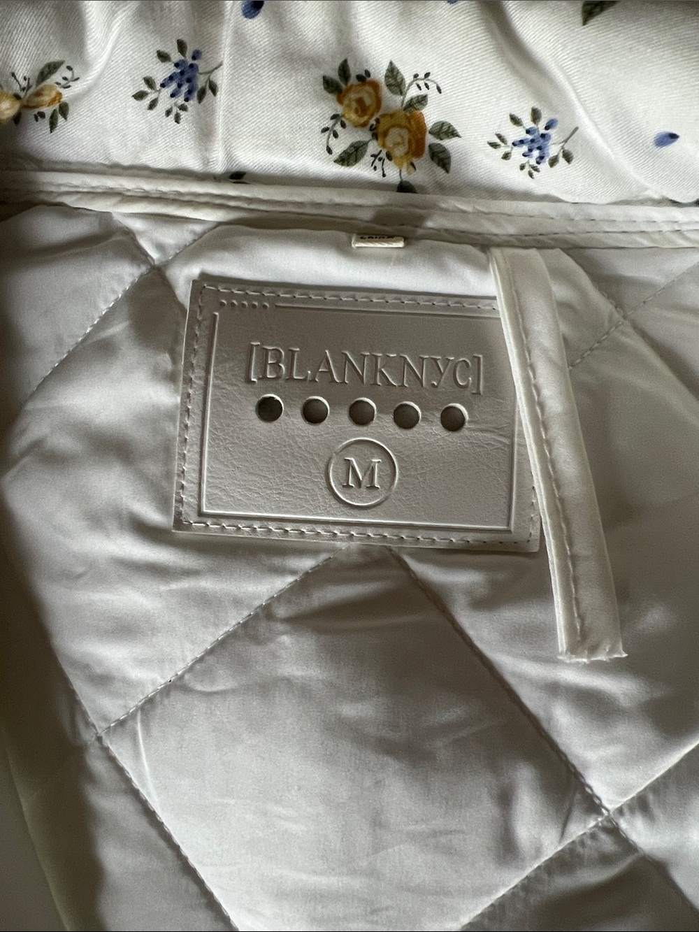 BlankNYC Quilted White Floral Jacket - Picture 3 of 4